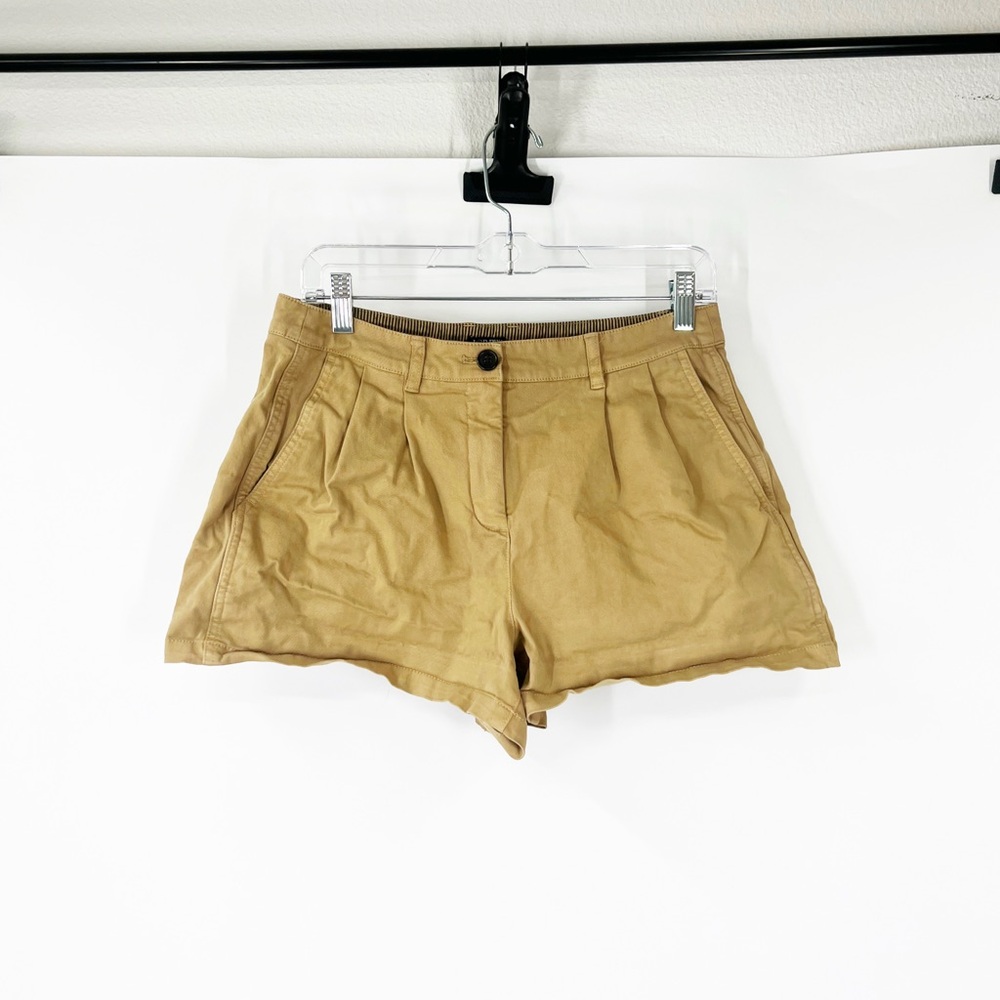 J. Crew 3” Pleated Heritage Chino Shorts Tan